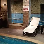 Kleptuza 4*