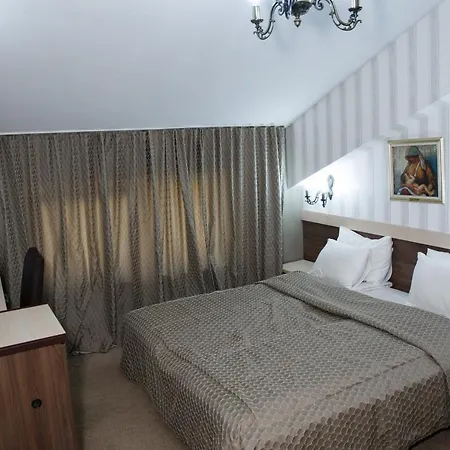 клептуза 4*