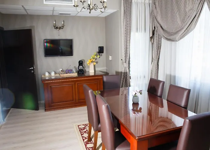 Kleptuza Hotel 4*